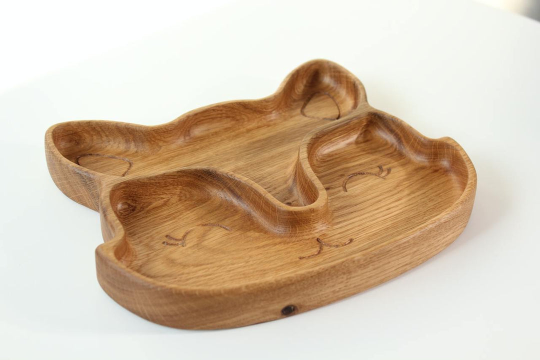 Safe-and-sustainable-wooden-plate-for-children