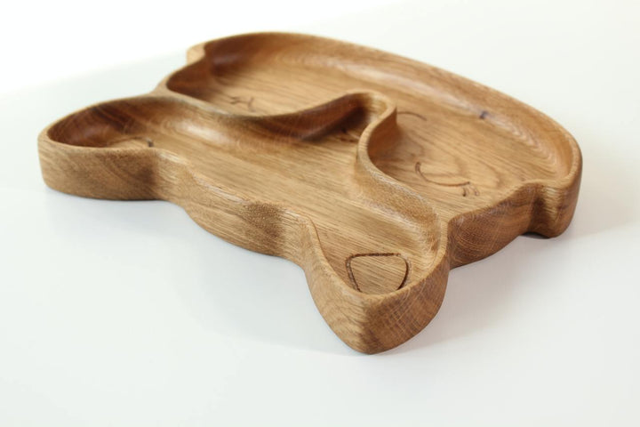 Safe-and-sustainable-wooden-plate-for-children