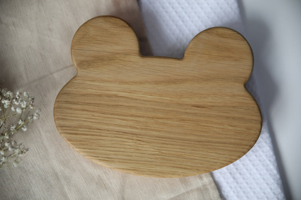 Wooden-baby-plate-eco-friendly-tableware-for-little-ones