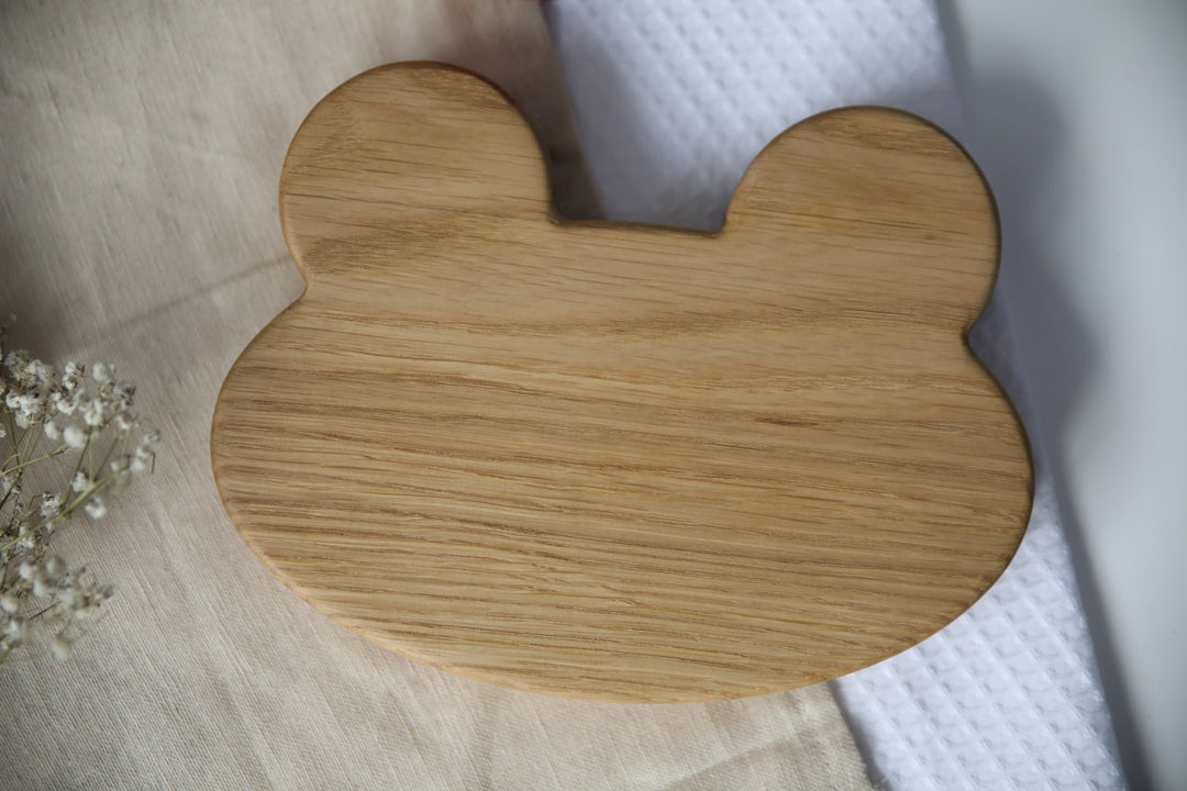 Wooden-baby-plate-eco-friendly-tableware-for-little-ones