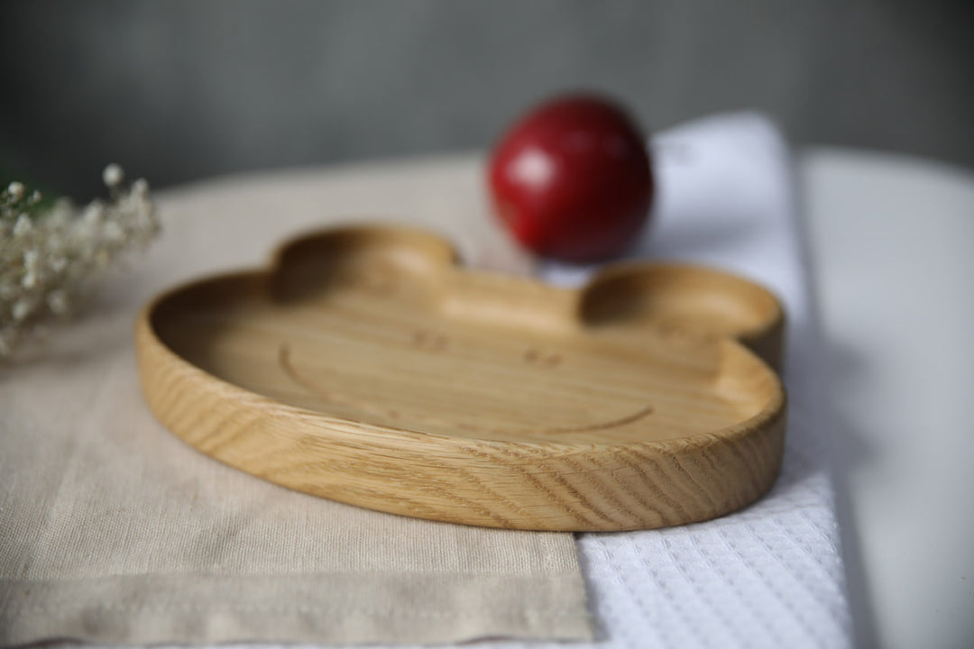 Wooden-baby-plate-eco-friendly-tableware-for-little-ones
