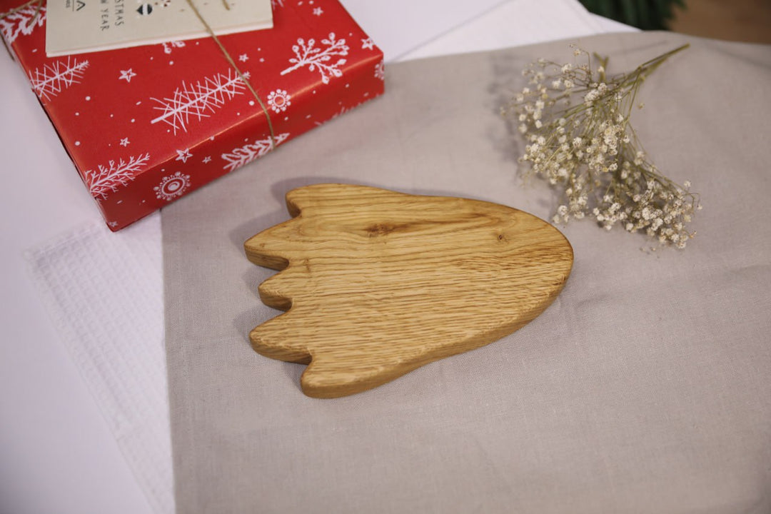 Durable-and-safe-wooden-dish-for-kids