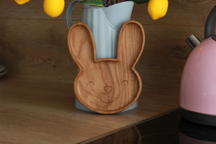 Wooden-baby-plate-eco-friendly-tableware-for-little-ones