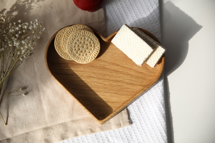 Eco-friendly-wooden-original-plate-leaf-design