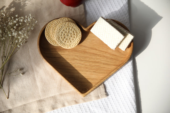 Eco-friendly-wooden-original-plate-leaf-design