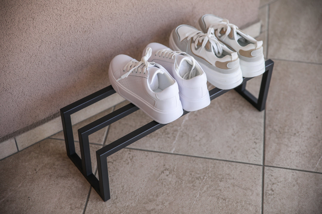 Compact-and-lightweight-metal-shoe-stand-for-easy-organization