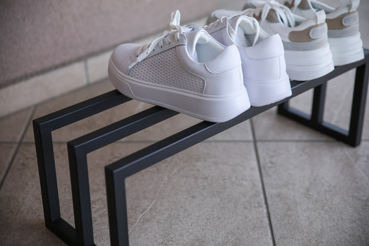 Compact-and-lightweight-metal-shoe-stand-for-easy-organization