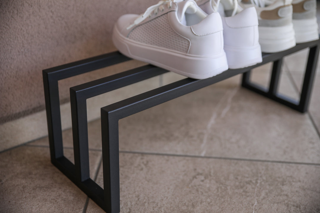 Compact-and-lightweight-metal-shoe-stand-for-easy-organization