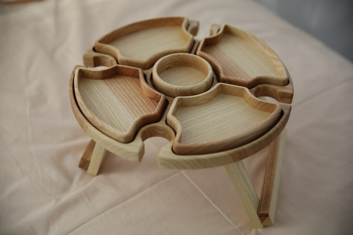 Compact-wine-picnic-table-with-foldable-legs