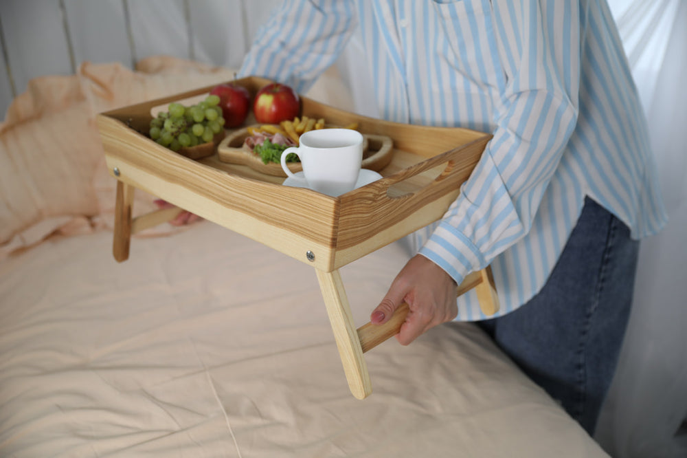 Foldable-wooden-breakfast-tray-with-handles-and-sturdy-legs