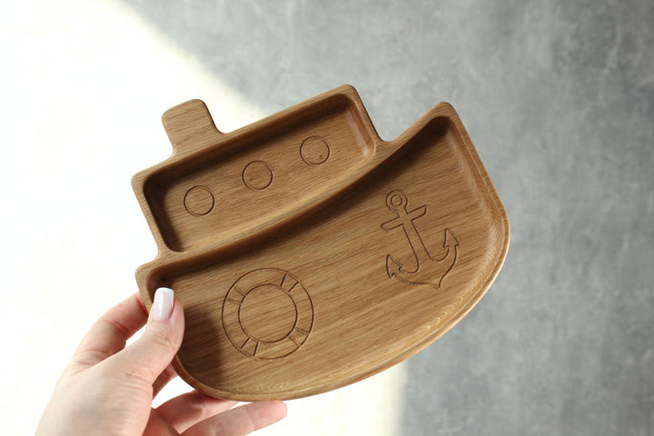 Safe-and-sustainable-wooden-plate-for-children
