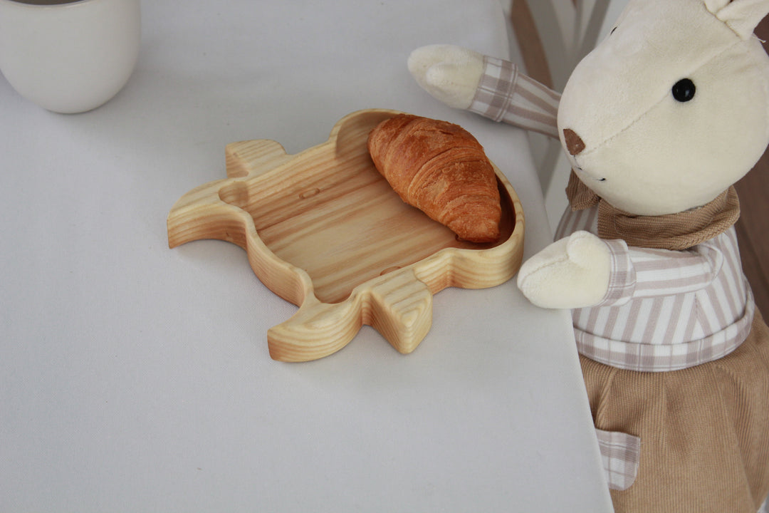 Natural-wooden-baby-plate-stylish-and-practical