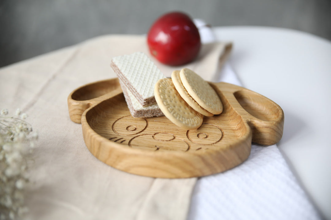 Natural-wood-baby-plate-perfect-for-healthy-eating