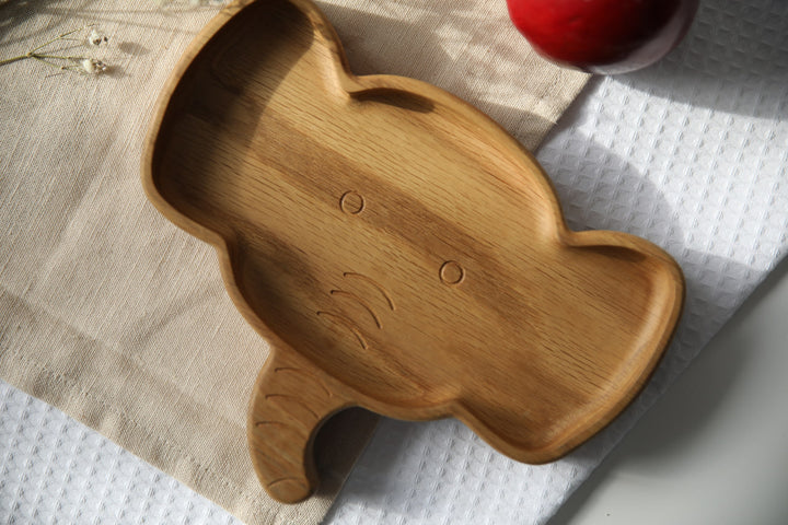 Non-toxic-wooden-baby-plate-safe-and-sustainable-choice