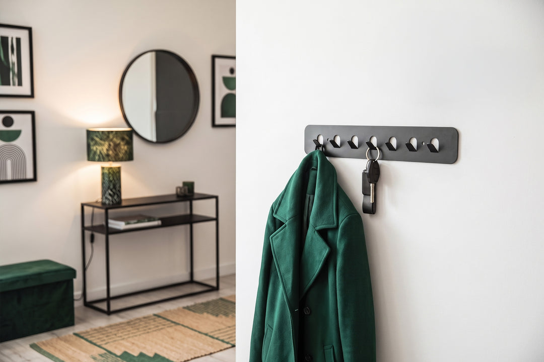 Metal Key & Coat Rack – Stylish Organizer for Keys, Bags
