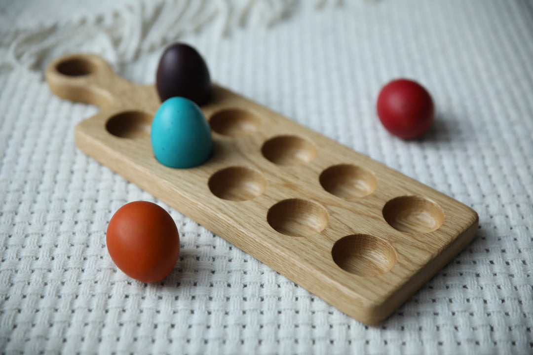 Wooden-Easter-egg-holder-perfect-for-displaying-and-decorating-eggs