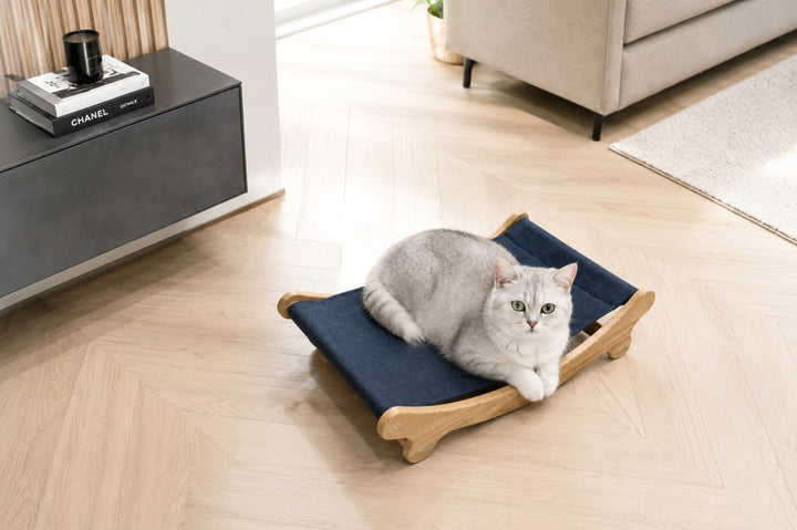 Space-saving-wall-mounted-cat-bed-for-small-spaces