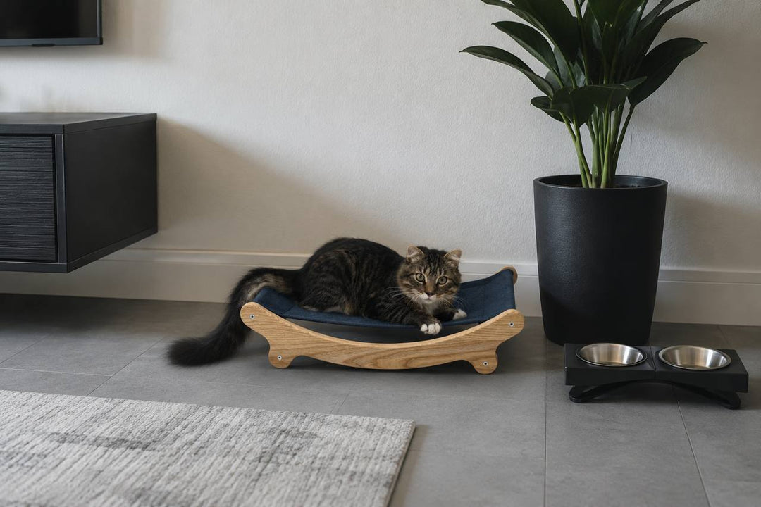 Space-saving-wall-mounted-cat-bed-for-small-spaces