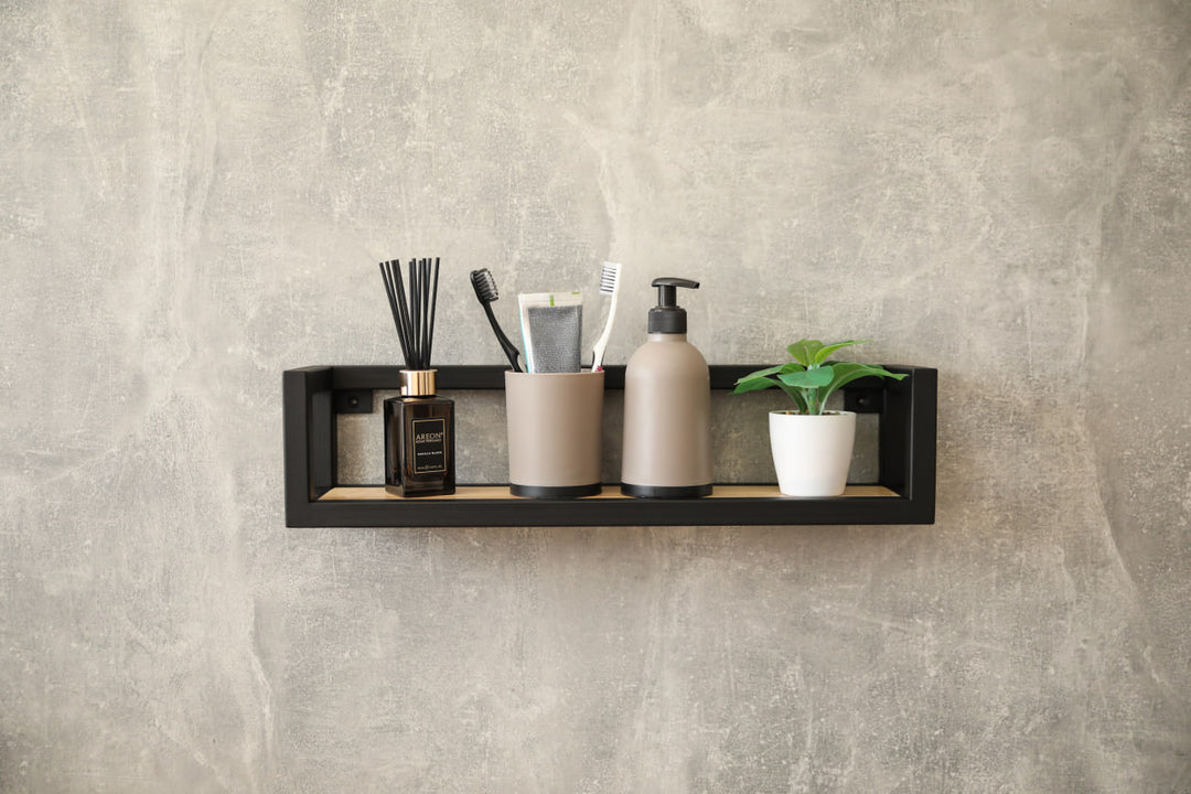 Rustic-Bathroom-Storage-perfect-for-a-cozy-organized-space