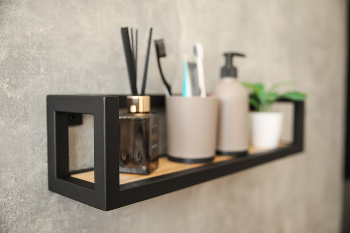 Rustic-Bathroom-Storage-perfect-for-a-cozy-organized-space