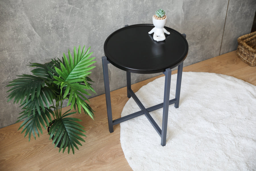 coffee-table with-a-natural-wood-top-and-black-metal-legs-perfect-for-modern-interiors