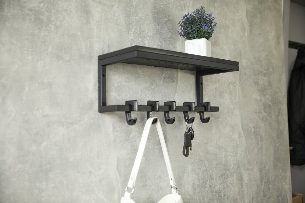 The-perfect-decor-for-your-hallway-Stylish-and-sturdy-coat-rack