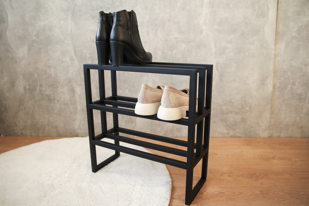Compact-and-lightweight-metal-shoe-stand-for-easy-organization
