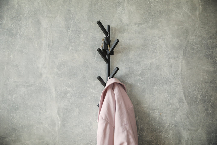 Modern-metal-wall-hook-rack-design-perfect-for-coats-keys-and-accessories