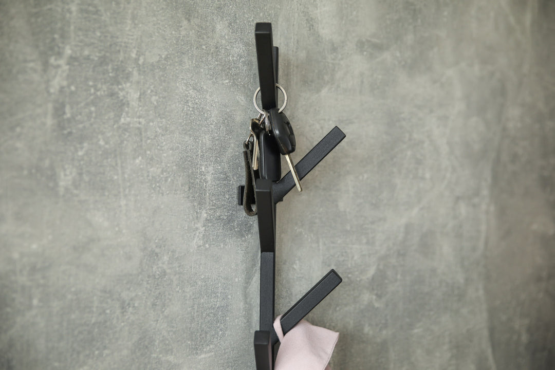 Modern-metal-wall-hook-rack-design-perfect-for-coats-keys-and-accessories