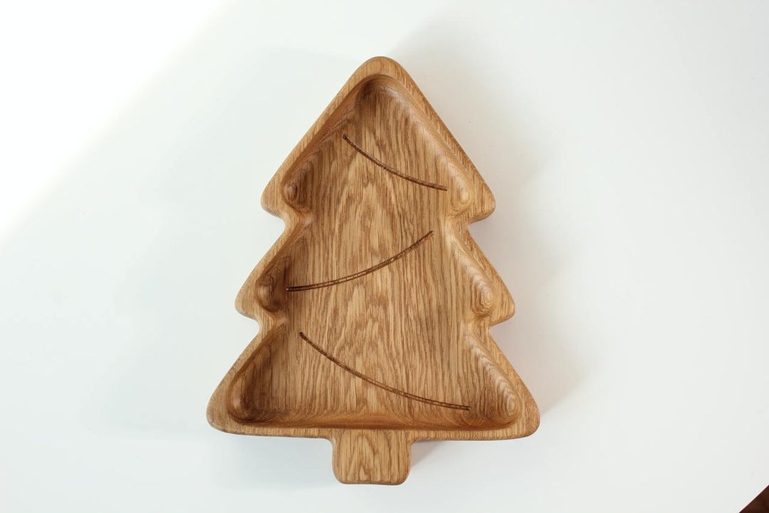 Durable-wooden-plate-perfect-for-little-hands