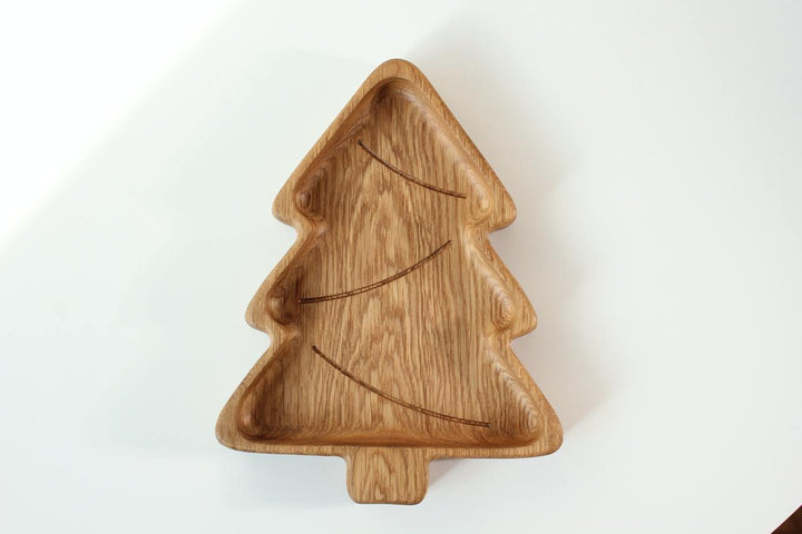 Durable-wooden-plate-perfect-for-little-hands