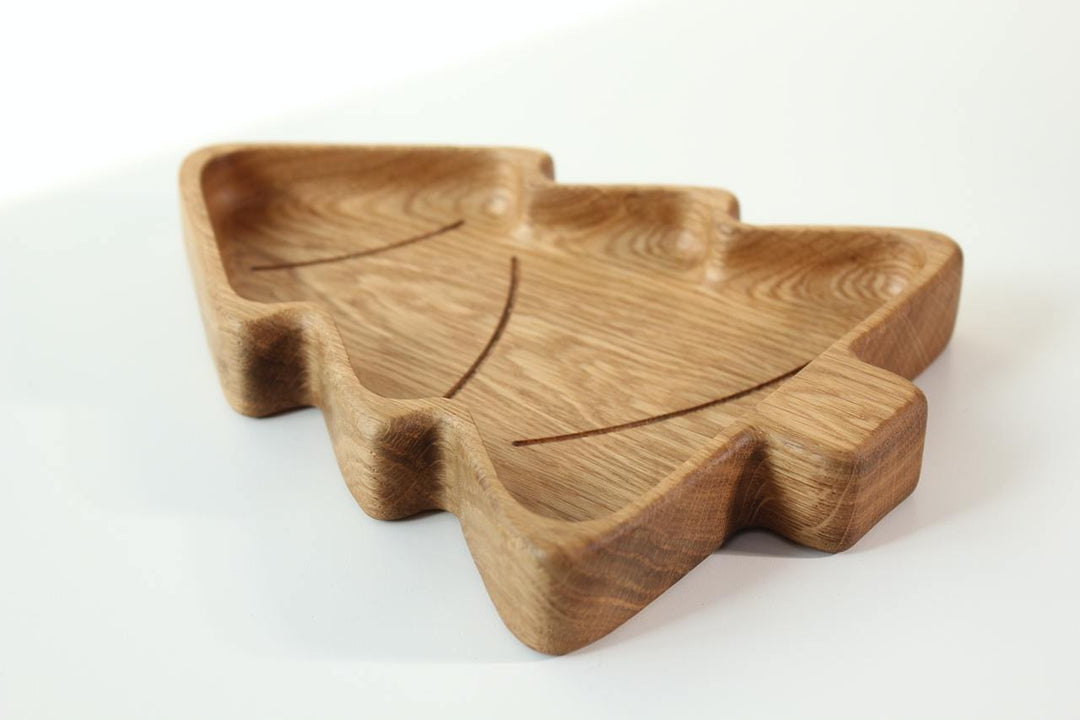 Durable-wooden-plate-perfect-for-little-hands