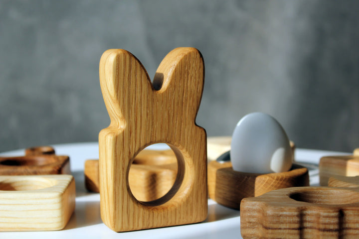 Wooden stand for krashanka Ears