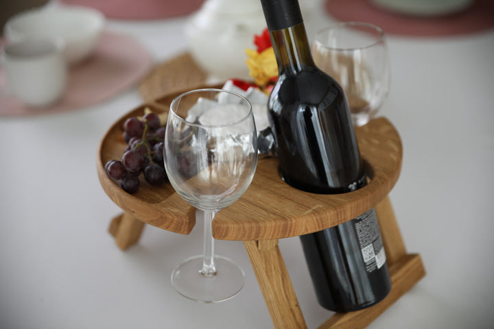 Foldable-wooden-table-for-wine-lovers