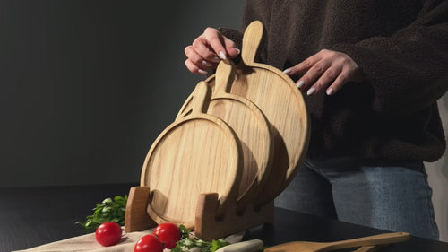 Reversible-wooden-cutting-board-versatile-and-stylish