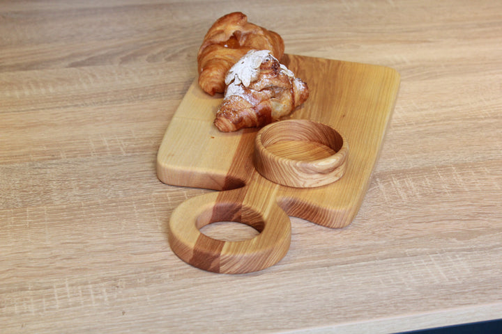 Luxury-wooden-serving-tray-stylish-and-functional