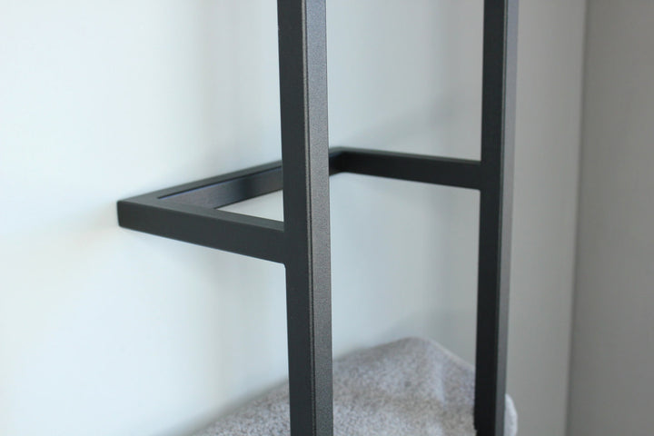 Minimalist-Wall-Mounted-Bathroom-Shelf-Stylish-metal-shelf for-bathroom-storage-and-decor