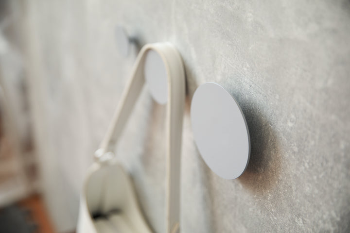 Modern-minimalist-metal-wall-hooks-perfect-for-home-or-office-use