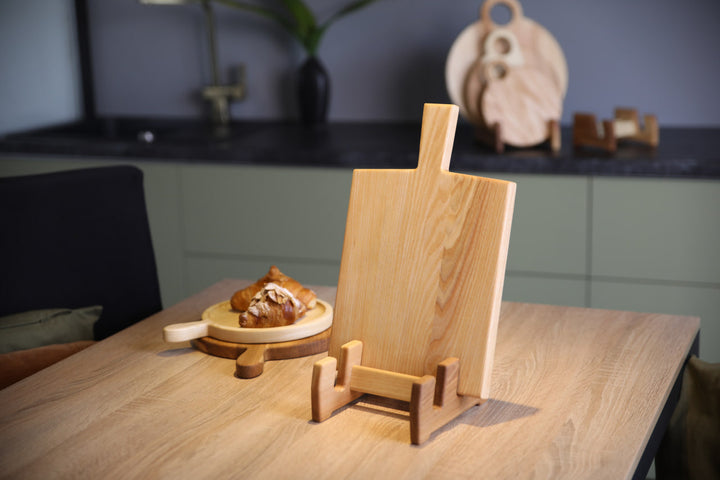 Square Cutting Board – Solid Oak & Ash Wood for Kitchen