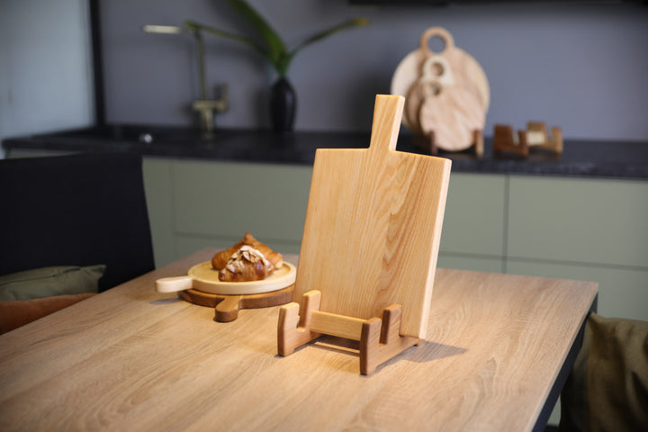 Square Cutting Board – Solid Oak & Ash Wood for Kitchen