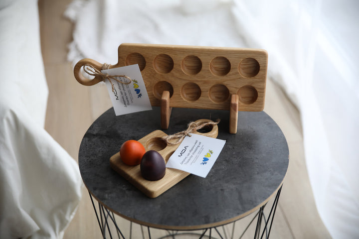 Stand for 4 Easter eggs “Square” with handle