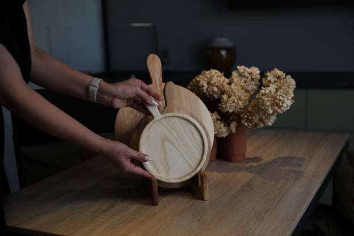 Reversible-wooden-cutting-board-versatile-and-stylish